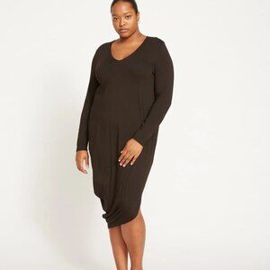 NWT Geneva Dress black  Size Small 14/16